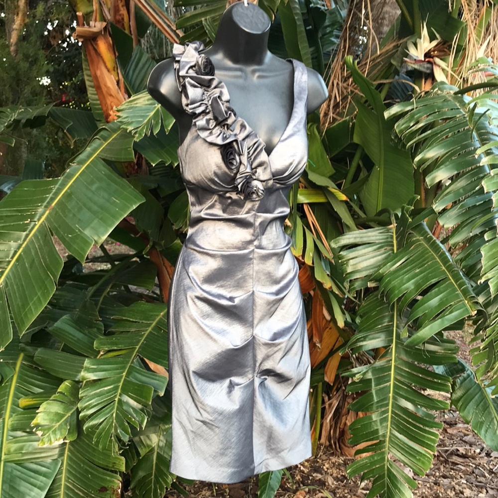 Xscape assymetric silver dress with rosettes
